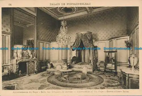 R045578 Palais de Fontainebleau. Appartements du Pape. Salle des Officiers de Se