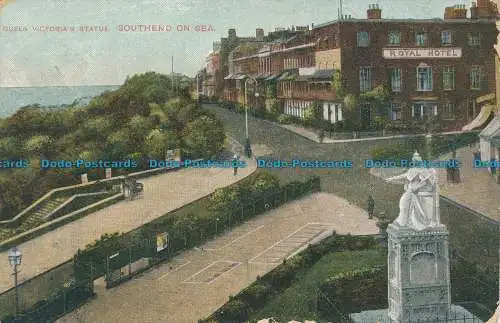 R050768 Queen Victoria Statue. Southend on Sea. 1910