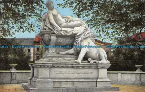 R053172 Düsseldorf. Kriegerdenkmal. Blumlein