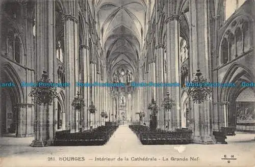 R056500 Bourges. Interieur de la Cathedrale. La Grande Nef. Nr 281