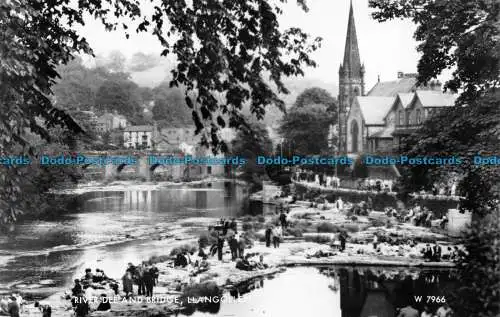 R058284 River Dee und Brücke. Llangollen. Valentinstag. RP