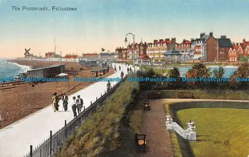 R057823 Die Promenade. Felixstowe. Valentine