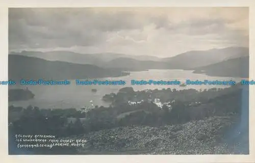 R067487 Ein bewölkter Nachmittag. Windermere von Orrest Head. Blick nach Norden. Abraham.