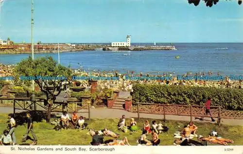 R070543 St. Nicholas Gardens und South Bay. Scarborough. Dennis. 1976