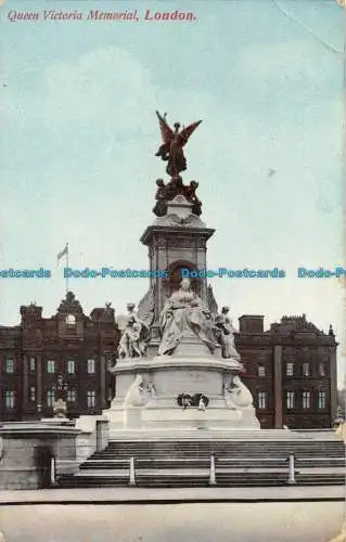 R0992109 Queen Victoria Memorial. London