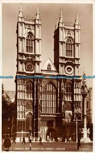 R091338 West Towers. Westminster Abbey. London. Valentinstag. RP. 1956