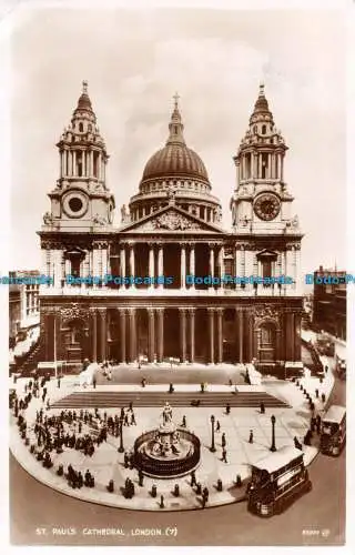 R094271 St. Pauls Cathedral. London. Valentinstag. RP