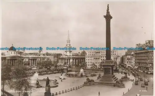 R093492 Trafalgar Square. London. Walter Scott. Nr M 696. RP