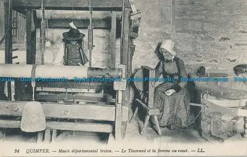 R095464 Quimper. Musee Departemental Breton. Le Tisserand et la Femme au Rouet.