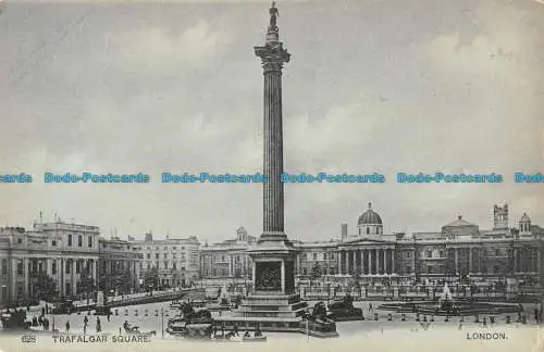 R095878 Trafalgar Square. London