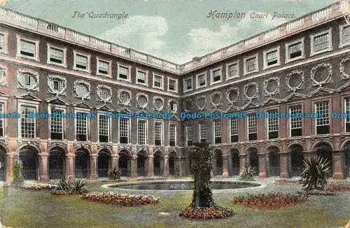 R095920 Das Viereck. Hampton Court Palace. 1906