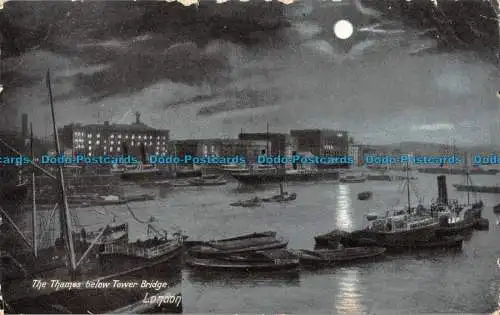 R095997 Die Themse unterhalb der Tower Bridge. London. Bei Nacht. Charles Martin. 1904