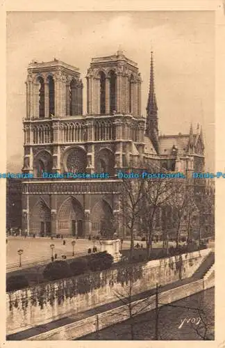 R102093 Paris. En Flanant. Notre Dame. Kirche Notre Dame. Yvon