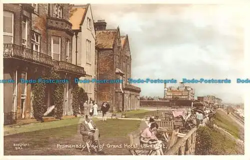 R106053 Blick auf die Promenade des Grand Hotels. Lowestoft. Tuck