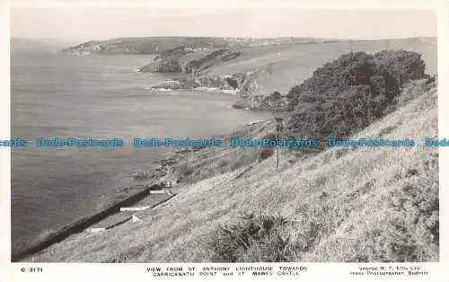 R107022 Blick vom Leuchtturm St. Anthony in Richtung Carricknath Point und St. Mawes