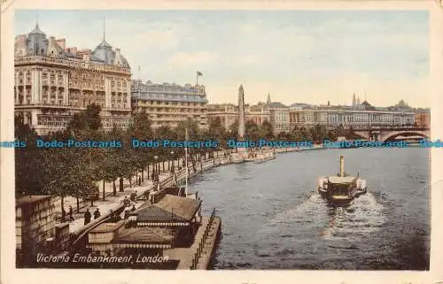 R107660 Victoria Embankment. London. 1914