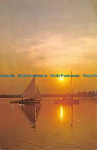 R113066 Sonnenuntergang bei Hickling Broad