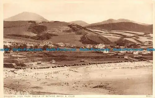 R113519 Criccieth Blick vom Schloss Bathing Beach und Hills. Photochrom. Nr 81