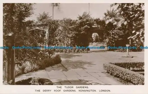 R115369 The Tudor Gardens. The Derry Roof Gardens. Kensington. London. Derry und