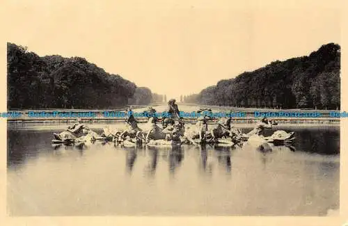 R114666 Parc du Chateau de Versailles. Le Bassin d Apollon