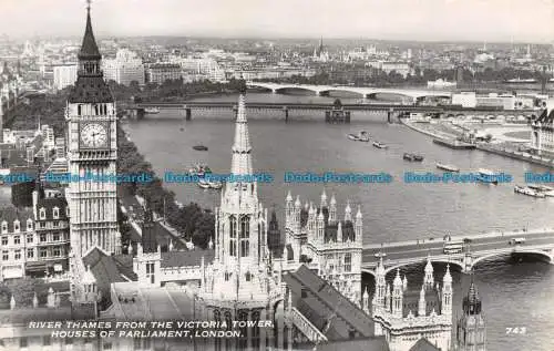 R116425 Themse vom Victoria Tower. Houses of Parliament. London. RP.