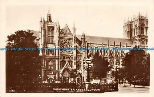 R116573 Westminster Abbey. London. RP