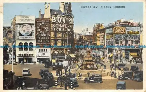 R116874 Piccadilly Circus. London. Dennis. 1951