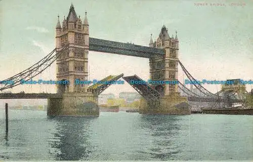 R117149 Tower Bridge. London