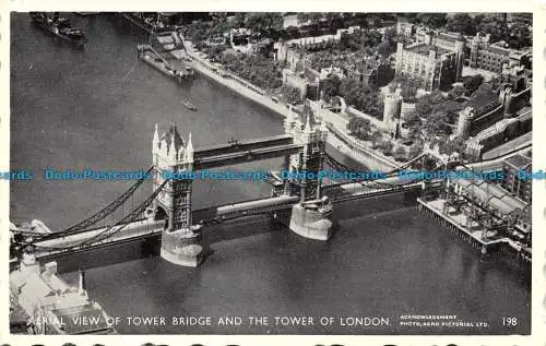 R117300 Luftaufnahme der Tower Bridge und des Tower of London