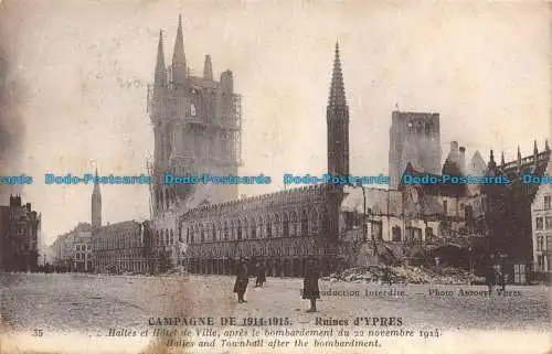 R117990 Campagne. Ruine d Ypern. Hallen und Rathaus nach dem Bombardement. Ameise