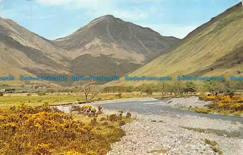 R121363 Gt. Giebel und Wasdale Kopf. Webster. 1969