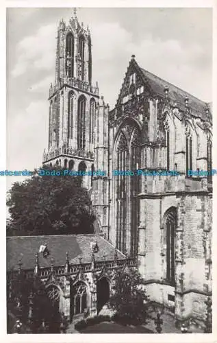 R122912 Kloosterhof Domkerk en Toren Utrecht. RP