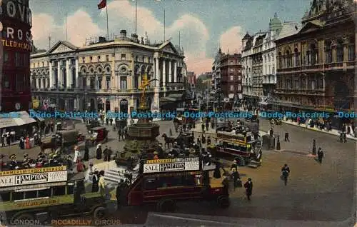 R125901 London. Piccadilly Circus. Lesco