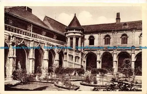 R164594 Tours Cloitre de la Psalette Galeries et Escalier XV et XVI Siecles. J.
