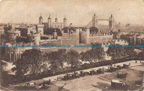 R164686 Tower of London und Tower Bridge