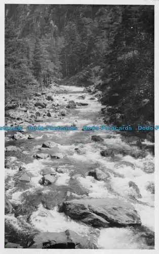 R164016 Alte Postkarte. Fluss und Felsen. Jerome