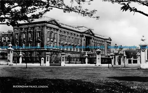 R164761 Buckingham Palace. London. A. V. Fry. RP