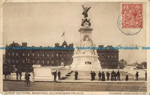 R166209 Queen Victoria Memorial. Buckingham Palace. Forman Gravure P. 95. 1922