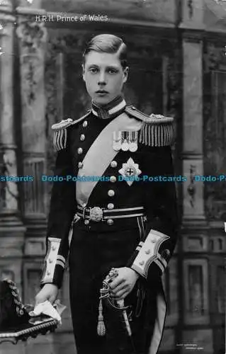 R167073 H. R. H. Prince of Wales. Valentines Serie. 1915