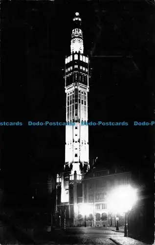 R167890 Lille. Nord. Le Beffroi illumine. Pollet. 1955