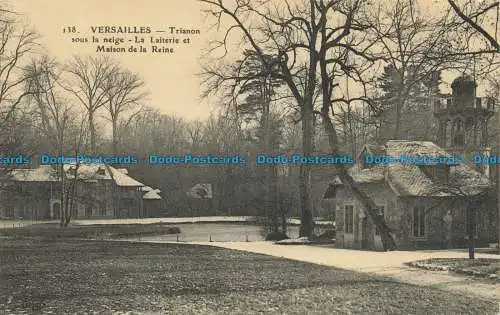 R659685 Versailles. Trianon sous la Neige. La Laiterie et Maison de la Reine