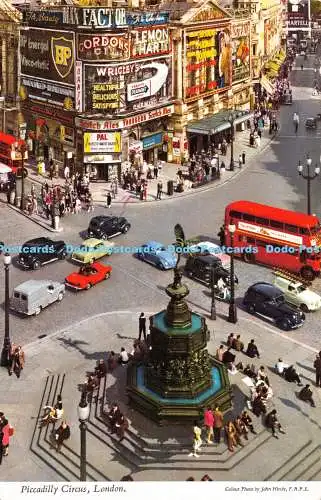 R183711 Piccadilly Circus. London. John Hinde