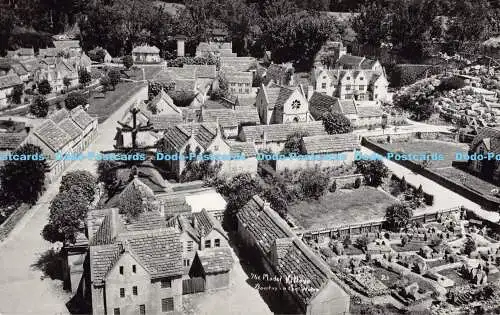 R188874 Das Modelldorf. Bourton auf dem Wasser