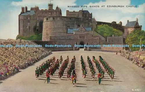 R190746 Massierte Pfeifenbänder im Edinburgh Castle. Valentinstag. Valesque. Nr B.4921