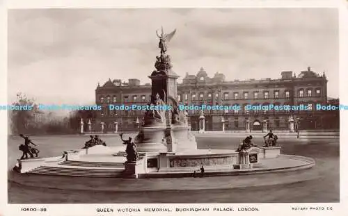 R190964 Queen Victoria Memorial. Buckingham Palace. London. Drehfoto. 1911