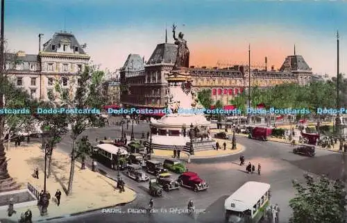 R191564 Paris. Place de la Republique. U. A.T