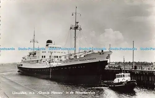 R687395 Jmuiden m.s. Oranje Nassau in de Noordersluis. J. P. Exel. RP