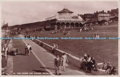 R694024 Herne Bay. The Downs and Parade. RP