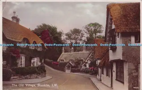 R694130 I.W. Shanklin. Das alte Dorf. Nahe. RP