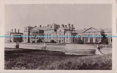 R694364 Holkham Hall. Mrs. Newsom. 1910